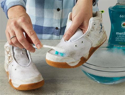 cleaning white on cloud shoes.